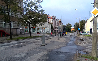 Roboty drogowe zmorą kierowców w Olsztynie. W nocy zmieni się organizacja ruchu na  ulicy Partyzantów